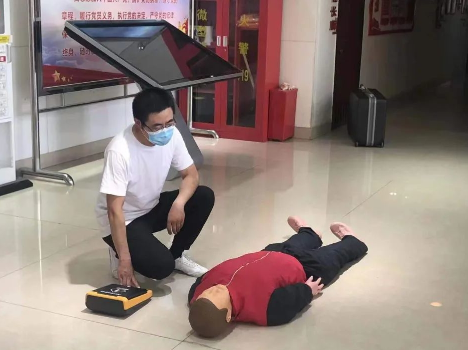 鄧州：急救知識培訓走進市公安局