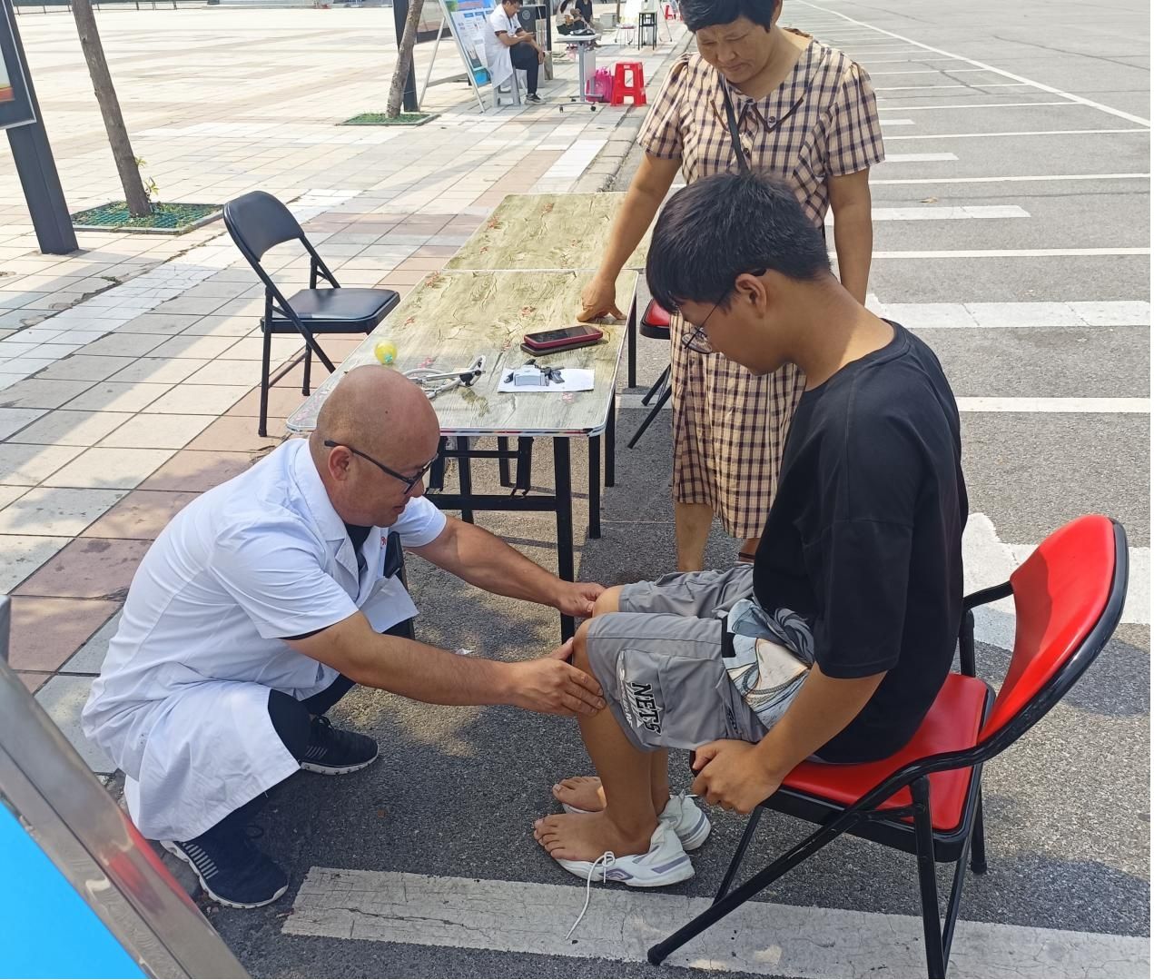 預(yù)防先天殘疾，守護美好未來——唐河縣中醫(yī)院舉辦殘疾預(yù)防宣傳教育義診活動