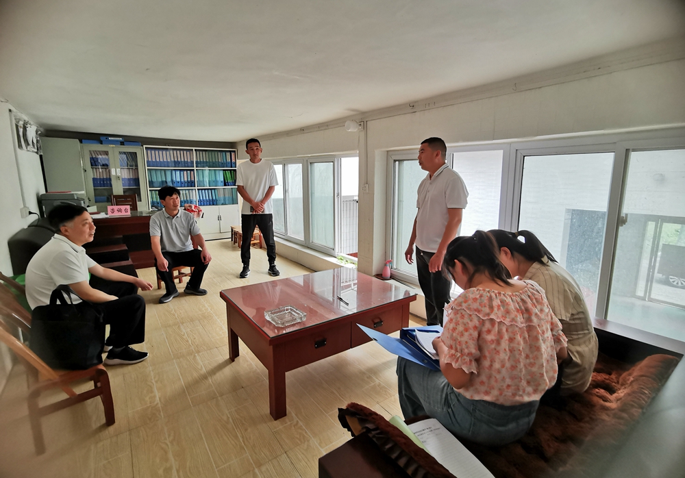 南陽(yáng)市專家組蒞臨鎮(zhèn)平縣對(duì)“兒童營(yíng)養(yǎng)改善項(xiàng)目管理及監(jiān)測(cè)評(píng)估工作”進(jìn)行現(xiàn)場(chǎng)督導(dǎo)檢查 南陽(yáng)市專家組蒞臨鎮(zhèn)平縣對(duì)“兒童營(yíng)養(yǎng)改善項(xiàng)目管理及監(jiān)測(cè)評(píng)估工作”進(jìn)行現(xiàn)場(chǎng)督導(dǎo)檢查