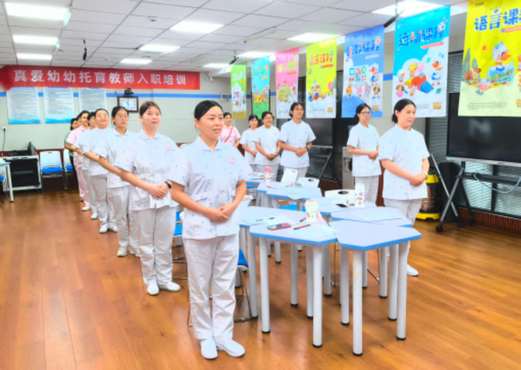 內(nèi)鄉(xiāng)縣婦幼托育教師赴鄭州培訓(xùn) 提升專業(yè)為愛護航