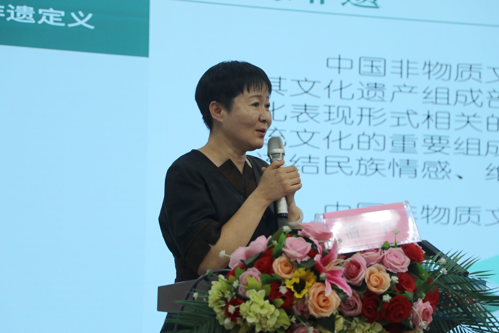 特色灸法“冬病夏治”臨床應(yīng)用研討會(huì)暨全國(guó)臍灸技術(shù)培訓(xùn)班圓滿結(jié)束